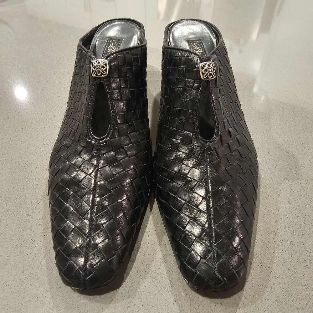 Brighton Tynan Black Leather Woven Mules With A Silver Accents Size 8